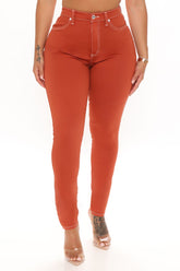 Lilah Stretch Skinny Jeans - Rust Ins Street